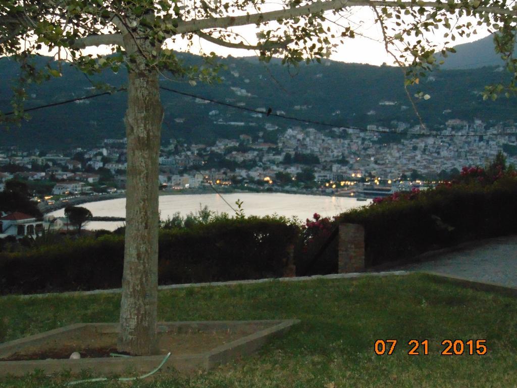 Apartament Nepheles Skopelos Zewnętrze zdjęcie